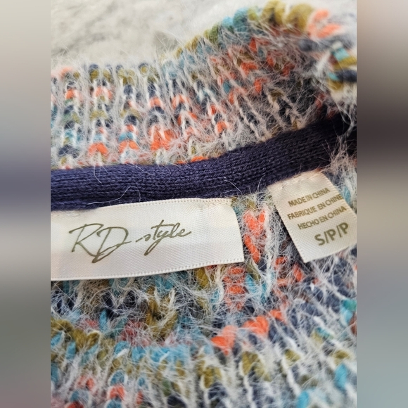 RD Style Fuzzy Multicolor Sweater Size Small Eyelash Knit Cozy Pullover - Picture 4 of 9